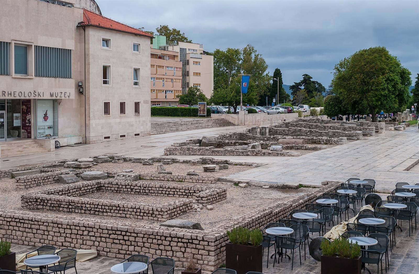 Roman Forum and St. Donatus · 1.3 km